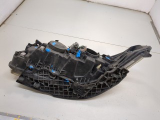 Кронштейн фары правый, ориг. номер 7701061672, Renault Laguna 2001-2005
