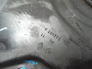 Крышка передняя ДВС, ориг. номер 8200922001, Renault Trafic 2006-2014