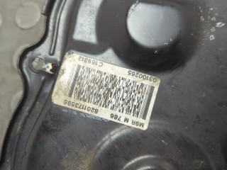 Крышка передняя ДВС, ориг. номер 8200922001, Renault Trafic 2006-2014