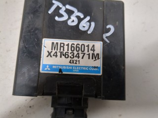 Блок управления раздаткой, ориг. номер MR166014, Mitsubishi L200 1996-2005