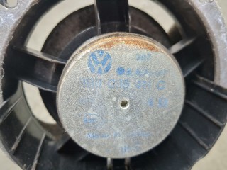 Динамик, Volkswagen Passat 2000-2005