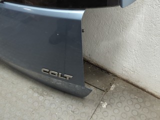 Обшивка крышки (двери) багажника, Mitsubishi Colt 2002-2012