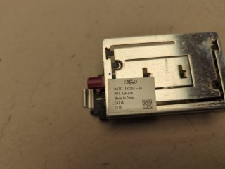 Усилитель антенны, ориг. номер HS7T19K351AA, Ford Fusion USA 2016-2020