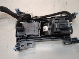 Кнопка стояночного тормоза (ручника), ориг. номер 357303V0D01, Honda HRV 2021-2026