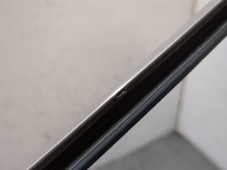 Молдинг стекла (боковое) левое переднее, ориг. номер 808214CL0A, Nissan Rogue 2016-2020
