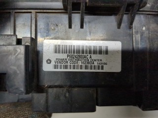 Блок предохранителей, ориг. номер 68242800AC, Jeep Grand Cherokee 2013-2016