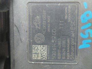 Блок АБС, насос (ABS, ESP, ASR), ориг. номер 5Q0614517GM, Volkswagen Passat 8 2019-2024