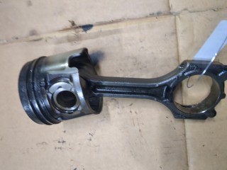 Поршень, Hyundai i40 2011-2015