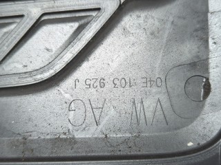 Накладка декоративная на ДВС, ориг. номер 04E103925J, Audi Q3 2014-2018