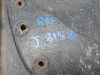 Брызговик правый передний, ориг. номер 7662160180, Toyota Land Cruiser Prado (150) -