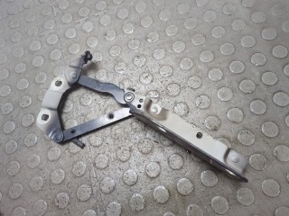 Петля капота правая, ориг. номер LR001562, Land Rover Range Rover Evoque 2011-2015