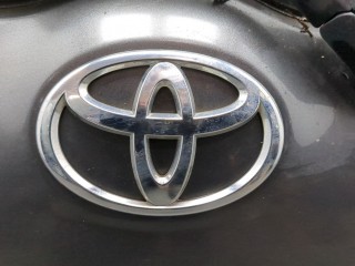 Замок багажника, ориг. номер 6935028150, Toyota Auris 2006-2010