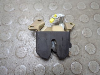 Замок багажника, ориг. номер 6935020090, Toyota Avensis 2000-2003