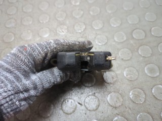 Замок багажника, ориг. номер 6935020090, Toyota Avensis 2000-2003