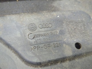 Защита моторного отсека (картера ДВС), ориг. номер 1K0825237, Volkswagen Golf Plus 2009-2014