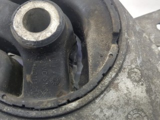 Подушка крепления двигателя, Opel Signum 2003-2005