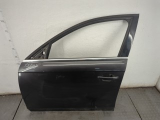 Стекло боковой двери левое переднее Audi A4 2007-2012