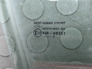 Стекло боковой двери правое переднее, ориг. номер 803004851R, Dacia Logan 2012-2016