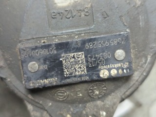 Насос гидроусилителя руля (ГУР), ориг. номер 5010600495, 7685955289, Renault Midlum 2 2005-2013