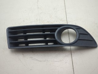 Заглушка (решетка) бампера правая передняя, Volkswagen Passat 2005-2010