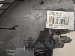 Фара (передняя) правая, ориг. номер 921022R010, Hyundai i30 2010-2012