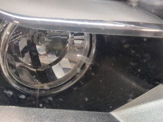 Фара (передняя) правая, ориг. номер 2H2941016L, Volkswagen Amarok 2010-2016