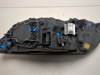 Фара (передняя) правая, ориг. номер 31265701, 0301237602, Volvo V50 2007-2012