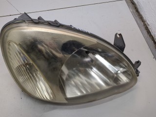 Фара (передняя) правая, ориг. номер 811300D090, Toyota Yaris 2003-2005