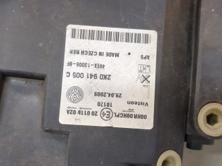 Фара (передняя) левая, ориг. номер 2K0941005C, Volkswagen Caddy 2004-2010