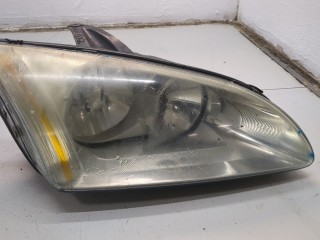 Фара (передняя) правая Ford Focus 2004-2008