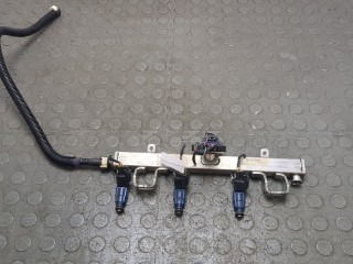 Форсунка топливная, ориг. номер L36313250, L36313150A, Mazda Tribute 2004-2007