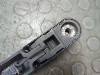 Щеткодержатель левый задний, ориг. номер 8524112100, Toyota Auris 2006-2010