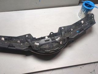 Решетка радиатора, ориг. номер 531110D810, 527190D900, 531210D250, Toyota Yaris 2013-2017