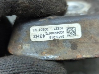 Кронштейн редуктора, ориг. номер A2043500472, Mercedes C W204 2011-2015