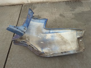 Клык бампера левый задний, Ford Focus 2007-2011