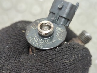 Форсунка топливная, ориг. номер 0445110353, Ford Focus 2007-2011