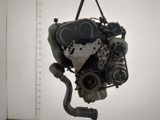 Форсунка топливная Volkswagen Passat 2005-2010