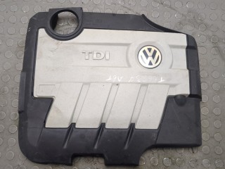 Накладка декоративная на ДВС Volkswagen Passat 2005-2010