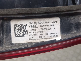 Фонарь крышки багажника правый, ориг. номер 8Y0945308, Audi A3 (8Y) 2020-2024