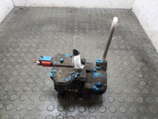 Компрессор кондиционера, ориг. номер 8837047032, Toyota Prius 2012-2016