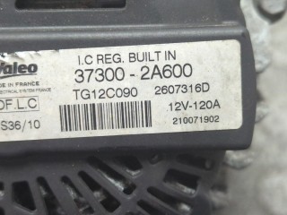 Генератор, ориг. номер 373002A600, Hyundai i30 2007-2010