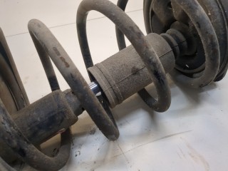 Амортизатор подвески правый передний, ориг. номер MR913023, MR369112, Mitsubishi Carisma 1999-2004
