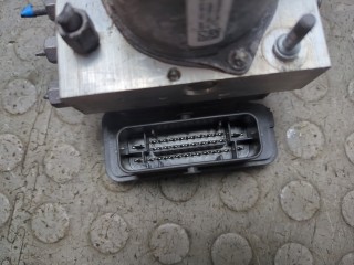 Блок АБС, насос (ABS, ESP, ASR), ориг. номер 1044745-00-B, 1103541-00-A, Tesla Model 3 2017-2021