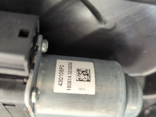 Стеклоподъемник электрический левый задний, ориг. номер 109662299H, Tesla Model 3 2017-2021