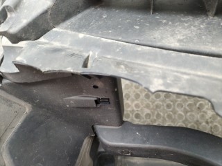 Рамка передняя (телевизор), ориг. номер 3C0805588H, Volkswagen Passat 2005-2010