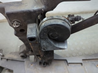 Рамка передняя (телевизор), ориг. номер DIN500020, Land Rover Range Rover Sport 2005-2009