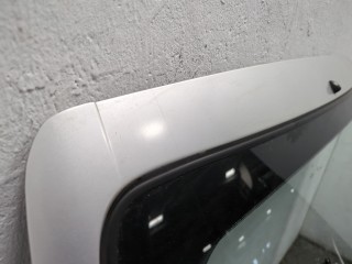 Крышка (дверь) багажника, Toyota Avensis 2000-2003