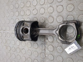 Поршень Opel Insignia 2008-2013