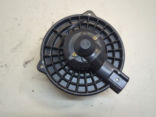 Двигатель отопителя (моторчик печки), ориг. номер GJ8AA024F30, Mazda 2 2003-2005