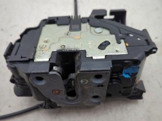 Замок двери левый передний, ориг. номер 805030004R, Renault Megane 2008-2014